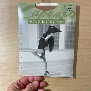 Capezio Hold & Stretch Footed Tights XL (MX)